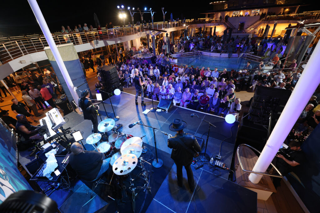 Chris Botti at Sea
Signature Cruise Experiences